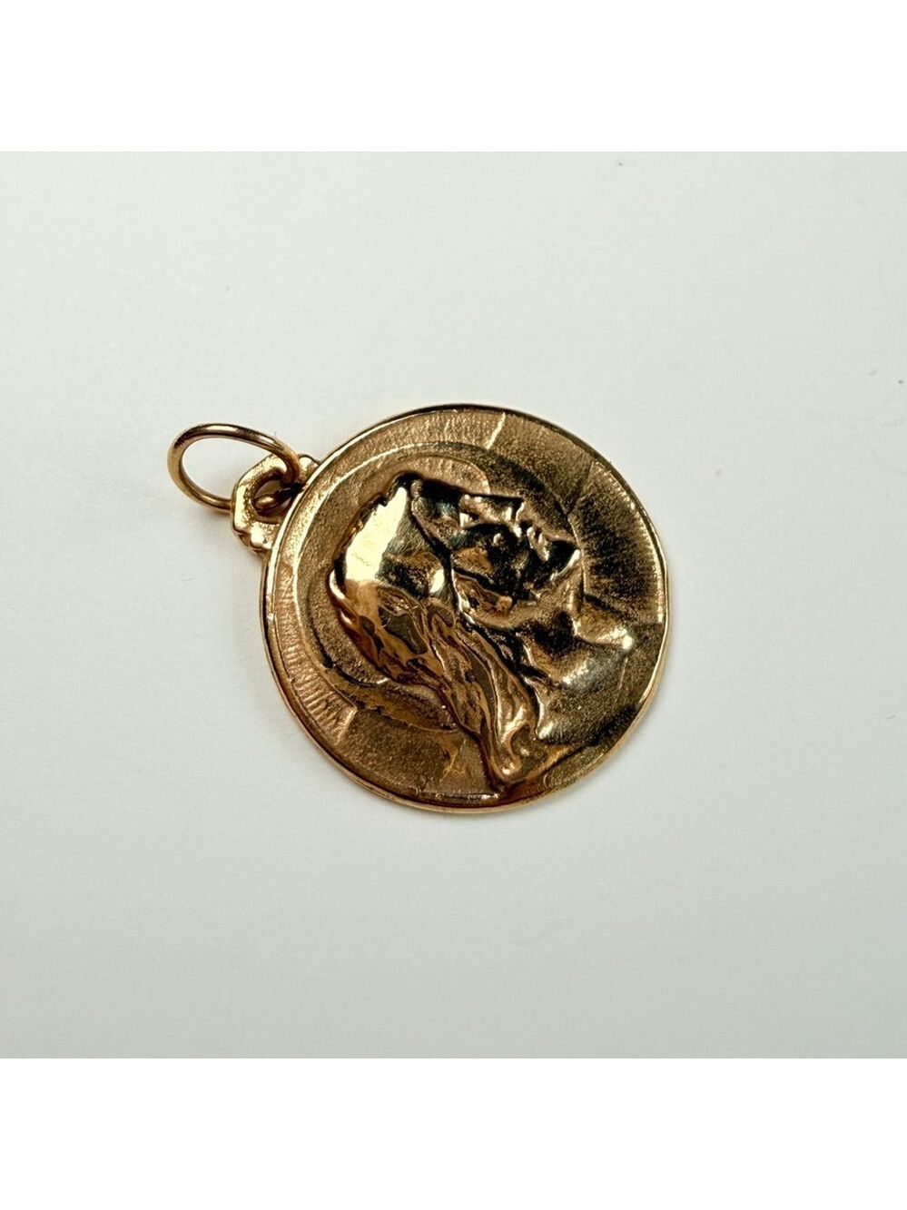 18K Yellow Gold Jesus Protection Religious Medallion Pendant Charm Necklace - Picture 2 of 9